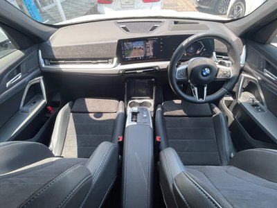 2025 BMW X1 photo 3