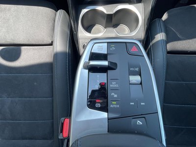 2025 BMW X1 thumbnail 33