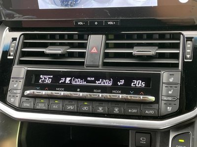 2025 Toyota LAND CRUISER 300 缩略图 32