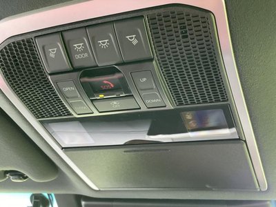2025 Toyota LAND CRUISER 300 缩略图 42