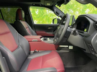 2025 Toyota LAND CRUISER 300 缩略图 4