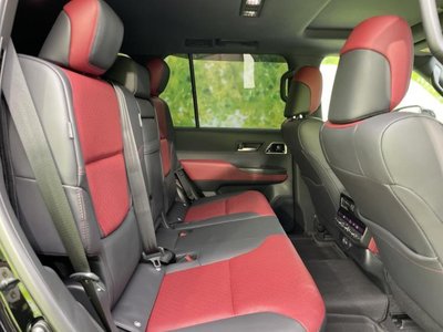 2025 Toyota LAND CRUISER 300 缩略图 5