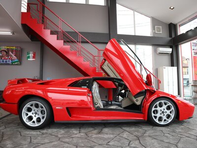 صورة مصغرة 11 لـ 2002 Lamborghini DIABLO