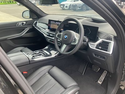 2023 BMW X7 — фото 12