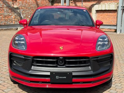 2023 Porsche MACAN photo 4