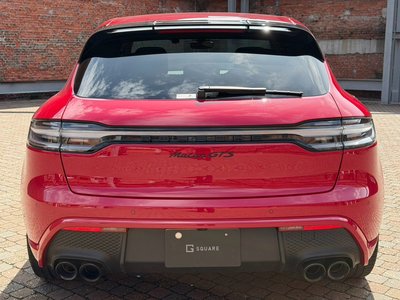2023 Porsche MACAN photo 12