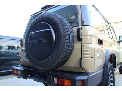 صورة 53 لـ 2025 Toyota LAND CRUISER 70