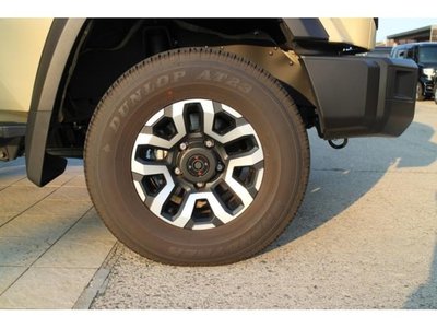 صورة 10 لـ 2025 Toyota LAND CRUISER 70