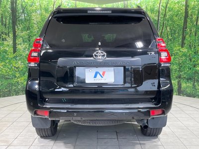 2023 Toyota LAND CRUISER PRADO photo 16