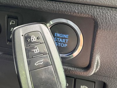 2023 Toyota LAND CRUISER PRADO thumbnail 32