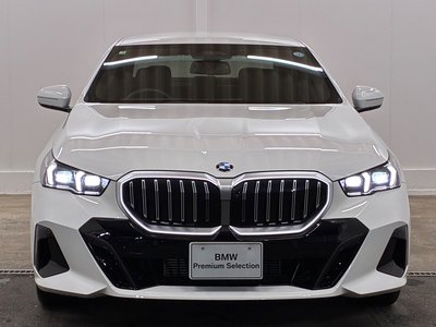 2025 BMW 5 SERIES 照片 5