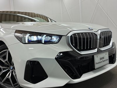 2025 BMW 5 SERIES 照片 7