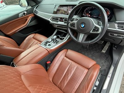 2021 BMW X7 thumbnail 31