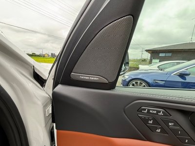 2021 BMW X7 thumbnail 36