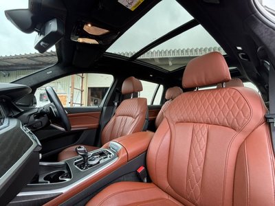 2021 BMW X7 thumbnail 61