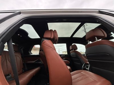 2021 BMW X7 thumbnail 47