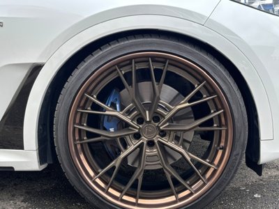2021 BMW X7 thumbnail 25
