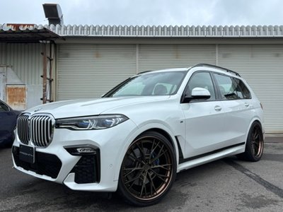 2021 BMW X7 photo 1