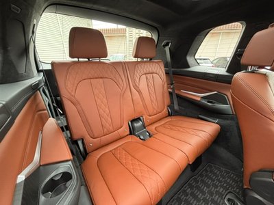 2021 BMW X7 thumbnail 45