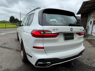 2021 BMW X7 thumbnail 17