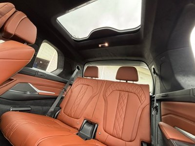 2021 BMW X7 thumbnail 56