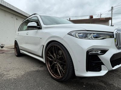 2021 BMW X7 thumbnail 26