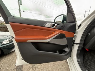 2021 BMW X7 thumbnail 60