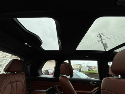 2021 BMW X7 thumbnail 44