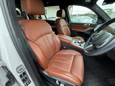 2021 BMW X7 thumbnail 33