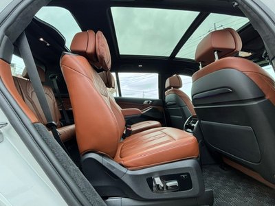 2021 BMW X7 thumbnail 48