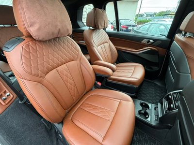 2021 BMW X7 thumbnail 51