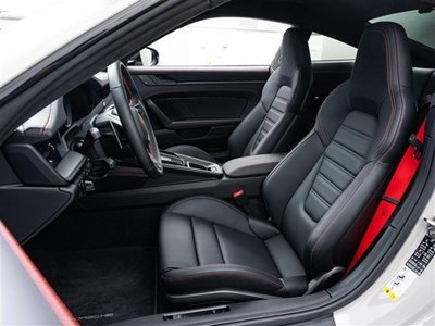 2024 Porsche 911 photo 11