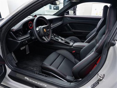 2024 Porsche 911 photo 12