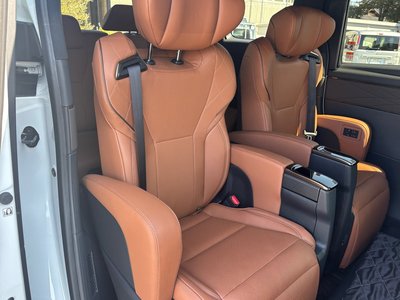 2025 Toyota VELLFIRE photo 10