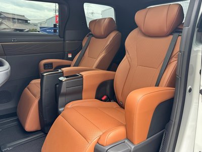 2025 Toyota VELLFIRE photo 57