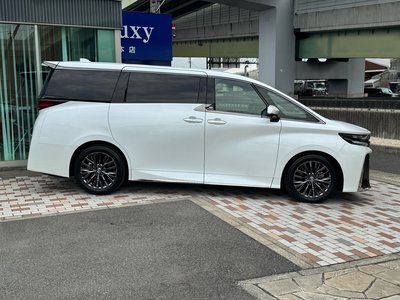 2025 Toyota VELLFIRE photo 23