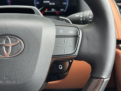 2025 Toyota VELLFIRE photo 40