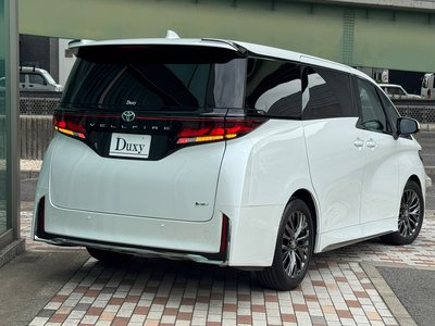 2025 Toyota VELLFIRE photo 28