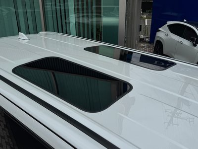 2025 Toyota VELLFIRE photo 31