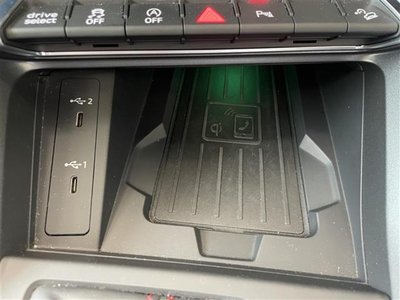 2021 AUDI RS Q3 照片 11