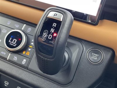 2023 LAND Rover DEFENDER photo 16
