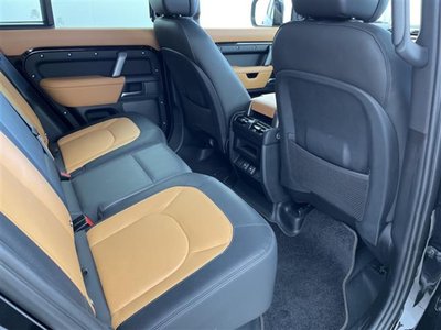 2023 LAND Rover DEFENDER thumbnail 24
