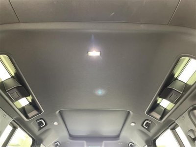 2023 LAND Rover DEFENDER thumbnail 28
