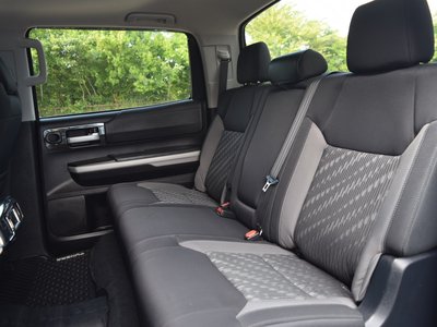 2020 Toyota TUNDRA thumbnail 24
