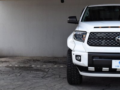 2020 Toyota TUNDRA thumbnail 31