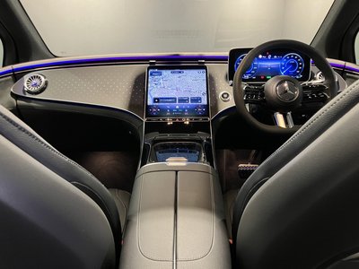 2025 Mercedes-BENZ EQE photo 12