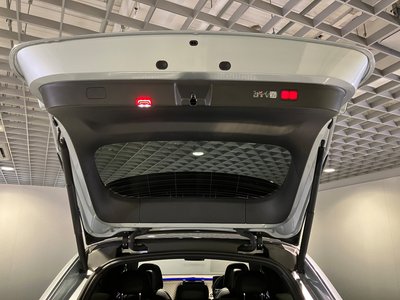 2025 Mercedes-BENZ EQE thumbnail 56