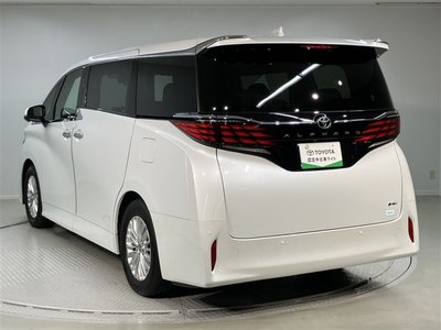 2025 Toyota ALPHARD photo 5