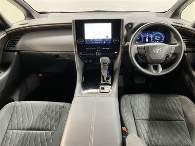 2025 Toyota ALPHARD photo 7
