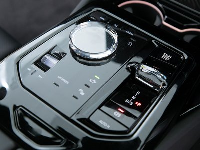 2025 BMW 5 SERIES TOURING 照片 8